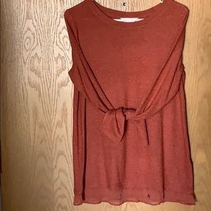 Women’s Lauren Conrad long sleeve top